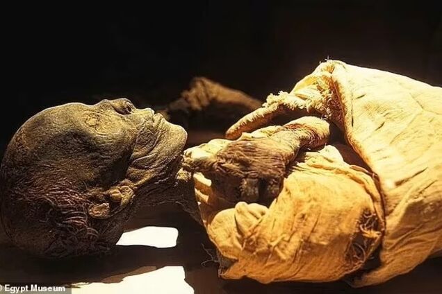 Археологи открыли первую царскую гробницу в Египте со времен захоронения Тутанхамона более 100 лет назад