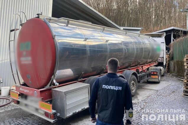 В Закарпатье незаконно добывали и продавали минеральную воду