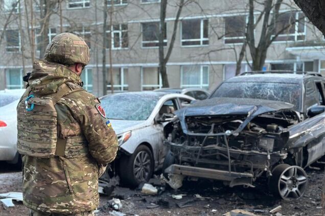 В Одессе взорвали три автомобиля: сдетонировало неизвестное устройство. Фото