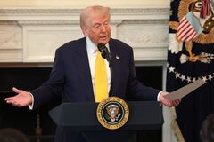 'У них нет никаких козырей, но они играют жестко': Трамп охарактеризовал переговоры с Украиной