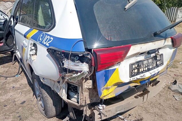 Оккупанты атаковали служебный автомобиль полиции в Купянске: есть пострадавшие. Фото