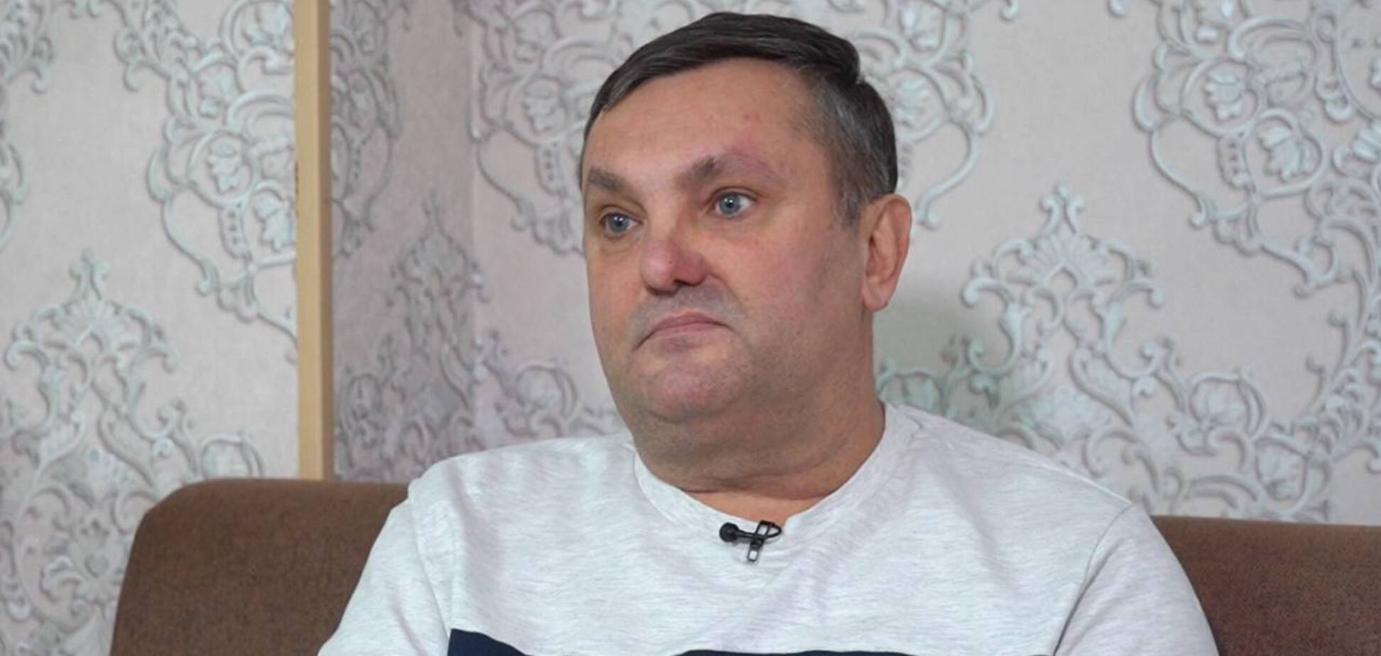 'Я взял свою руку и пошел в машину': получивший тяжелое ранение волонтер из Харькова рассказал свою историю музею 'Голоса мирных' Фонда Рината Ахметова