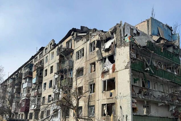 Россияне сбросили на Константиновку десять КАБов: трое гражданских погибли, есть раненые и разрушения. Фото