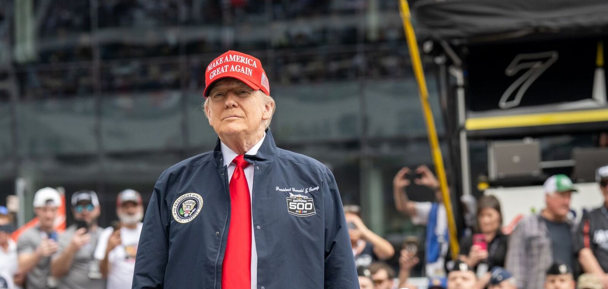 Есть надежда на мир: Трамп поделился мнениями по завершению войны после разговоров с Зеленским и Путиным