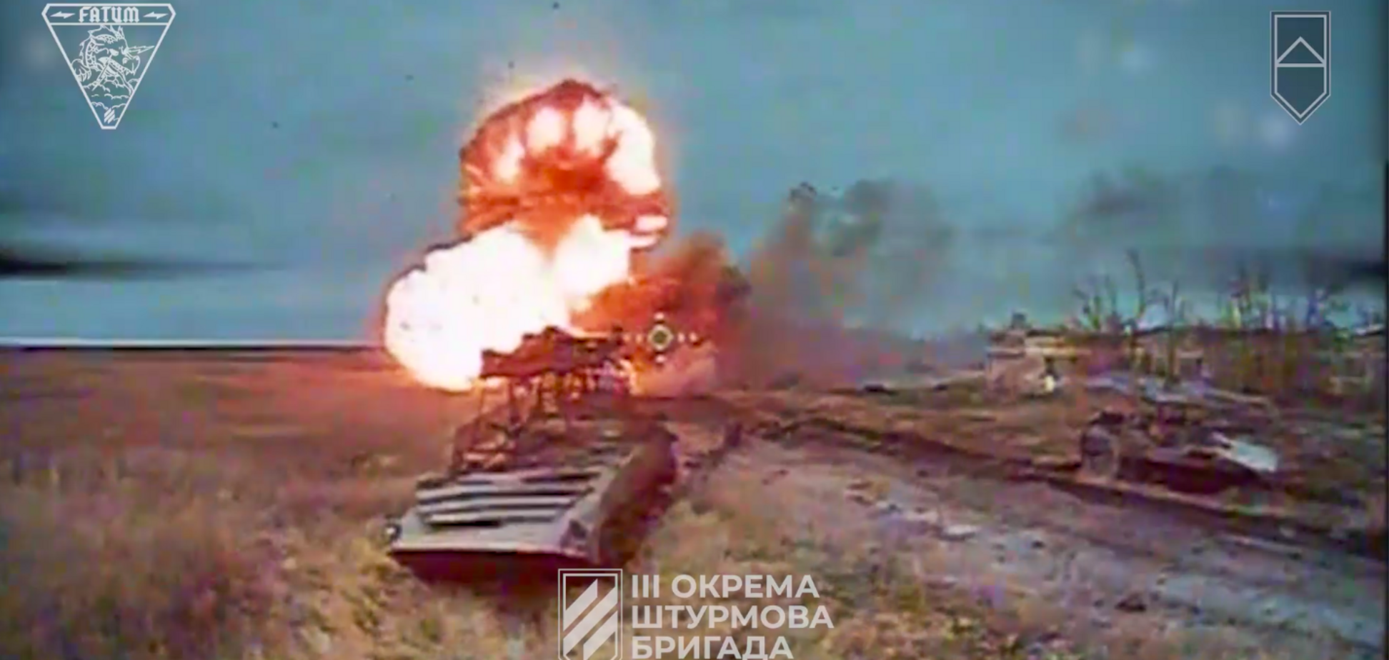'Огненный привет для оккупантов': ВСУ уничтожили танки, БМП и грузовик врага в Харьковской области. Видео