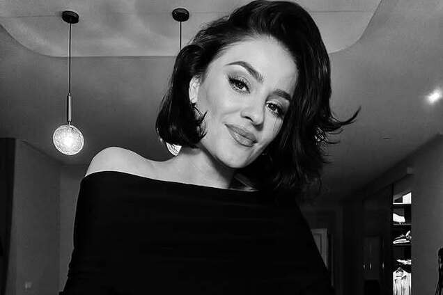 Звезда 'Женского квартала' Марта Адамчук умилила сеть проникновенной песней о любви во время войны. Видео