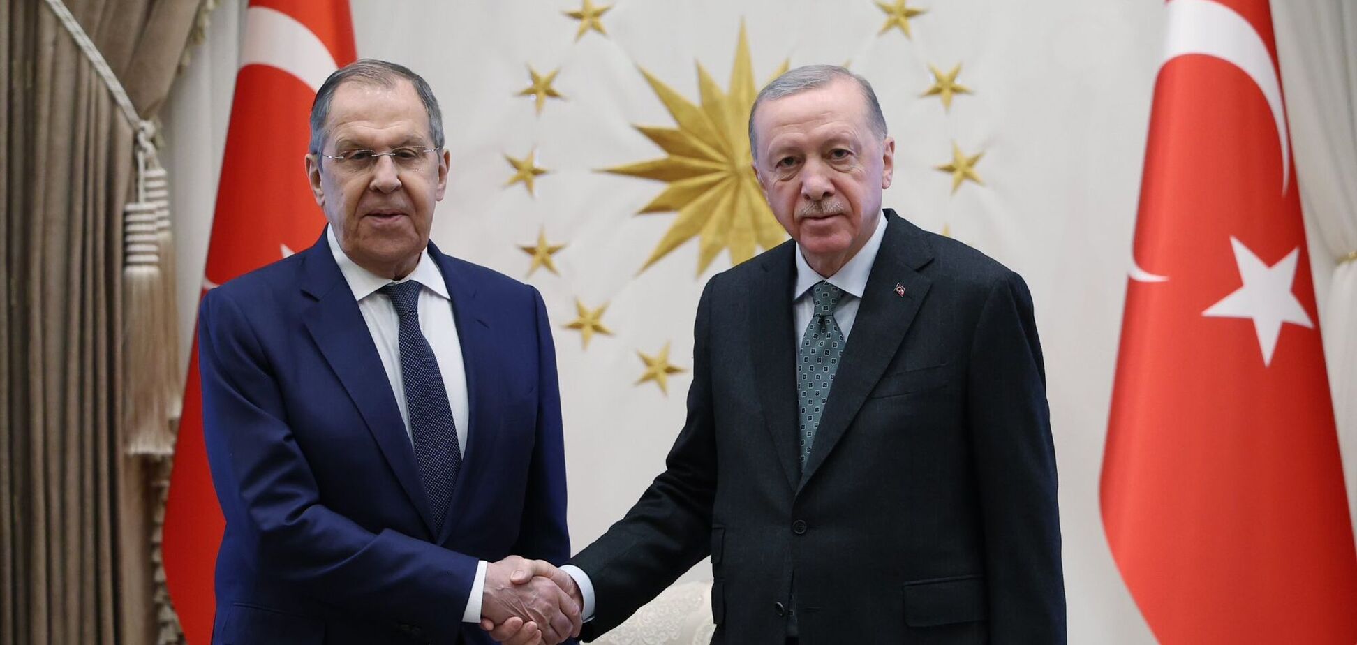 Ердоган провів годинну зустріч із Лавровим: говорили про завершення війни в Україні – ЗМІ