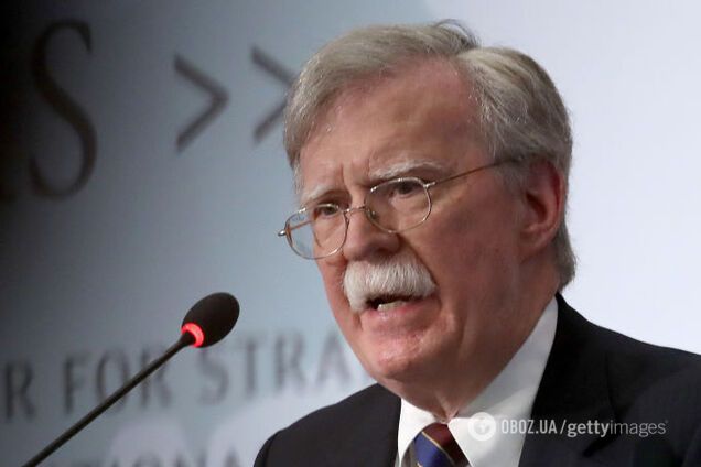 Экс-советника Трампа Джона Болтона обвинили в ненадлежащем обращении с секретными документами: громкие подробности дела