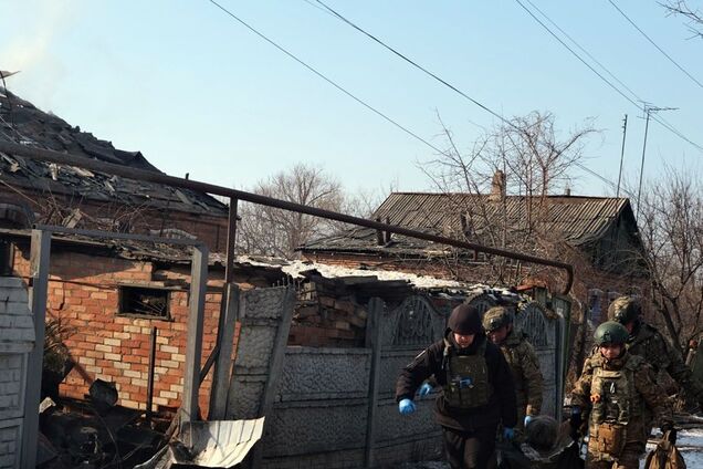 Оккупанты сбросили КАБы на Константиновку: пять человек погибли, 11 ранены. Фото