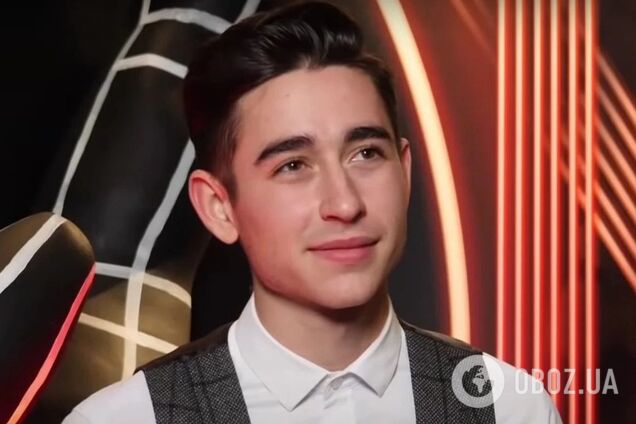 Возмужал и отрастил усы: как сейчас выглядит победитель 'Голоса страны' Роман Сасанчин, который стал отцом в 19 лет. Фото