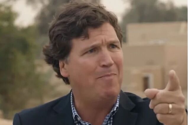 'Він просто дезінформує людей': Зеленський порадив Такеру Карлсону припинити лизати дупу Путіну. Відео