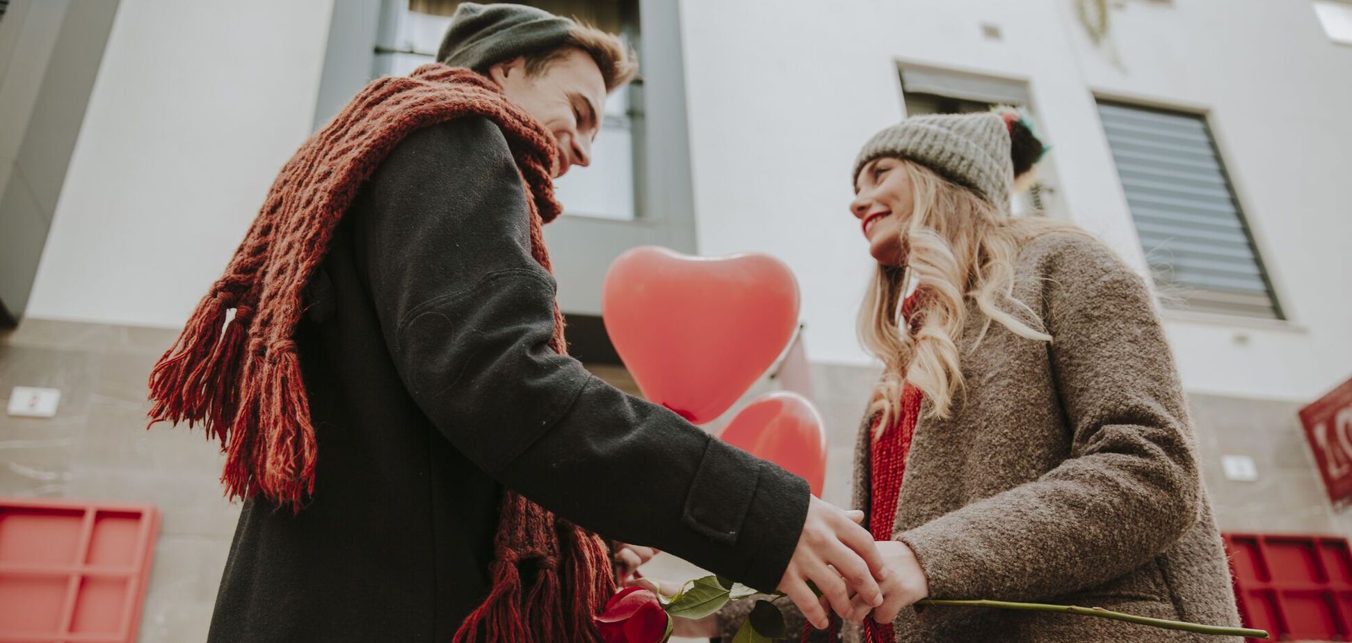 Что дарить любимой на День святого Валентина: какие презенты нежелательны