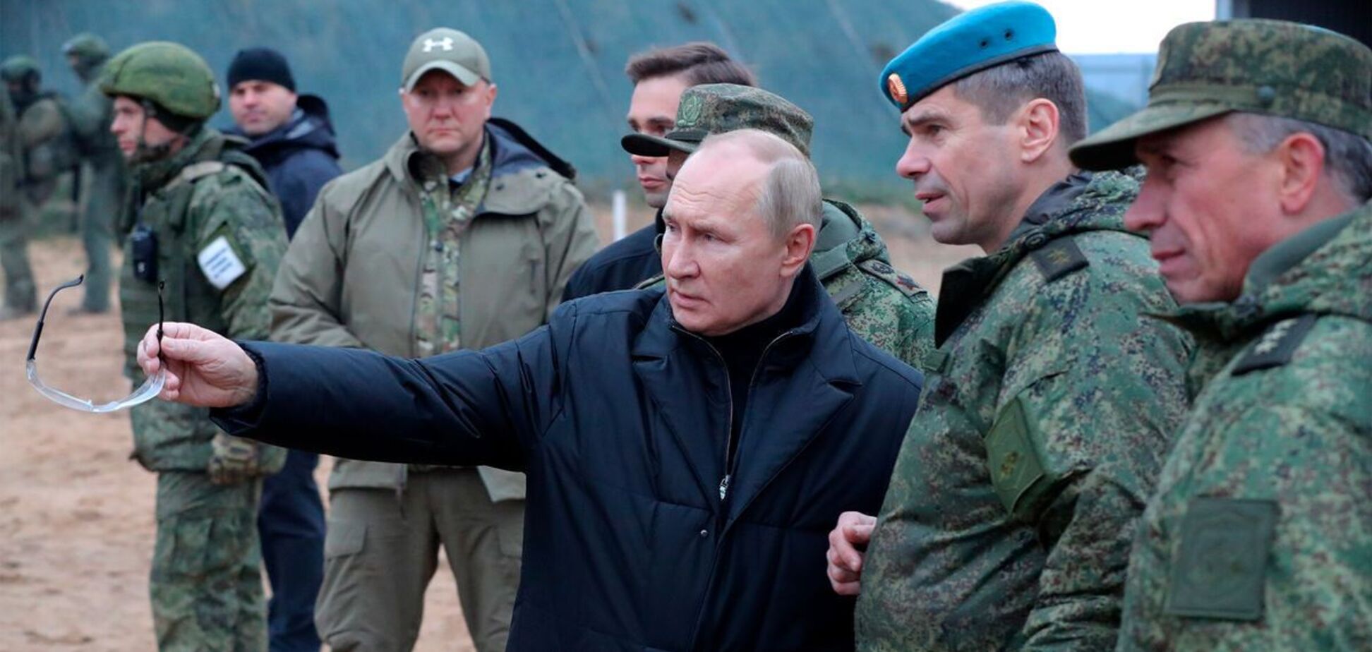 Армія РФ зменшує кількість атак і скидає КАБи на свою територію: Селезньов пояснив, що це означає