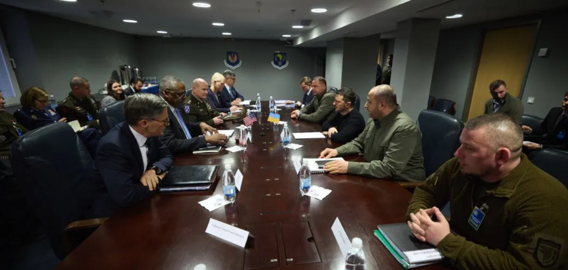 Замість США: Британія офіційно підтвердила, що скликає 'Рамштайн'