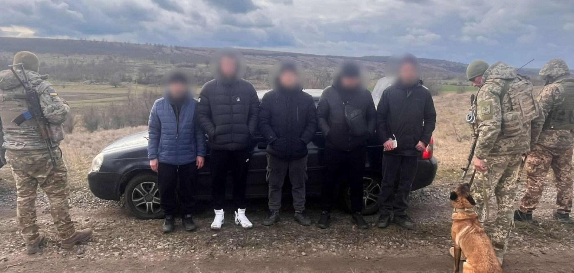 На кордоні з Молдовою затримали групу ухилянтів