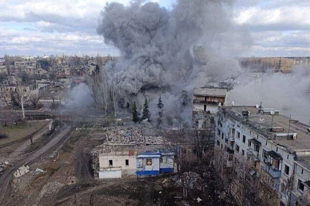 В сети сообщили об ударе по штабу оккупантов в Донецкой области: говорят, что погибли офицеры РФ. Видео