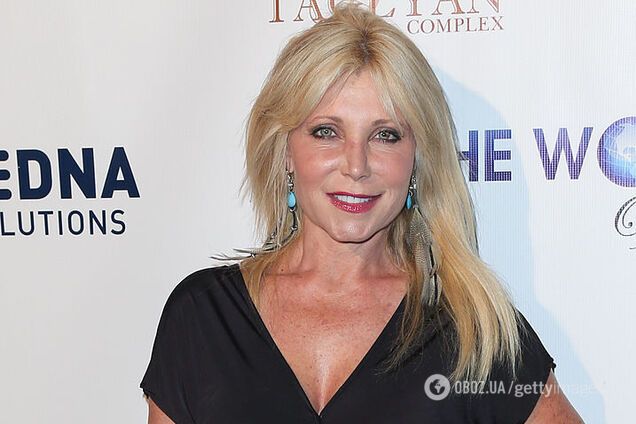 'Это мучило ее': друг звезды 'Спасателей Малибу' предположил, почему она могла выстрелить себе в голову