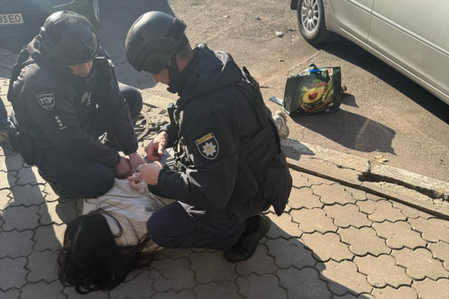 Работала на врага: в Николаеве предотвратили теракт, который должна была совершить 19-летняя студентка возле админздания полиции. Фото