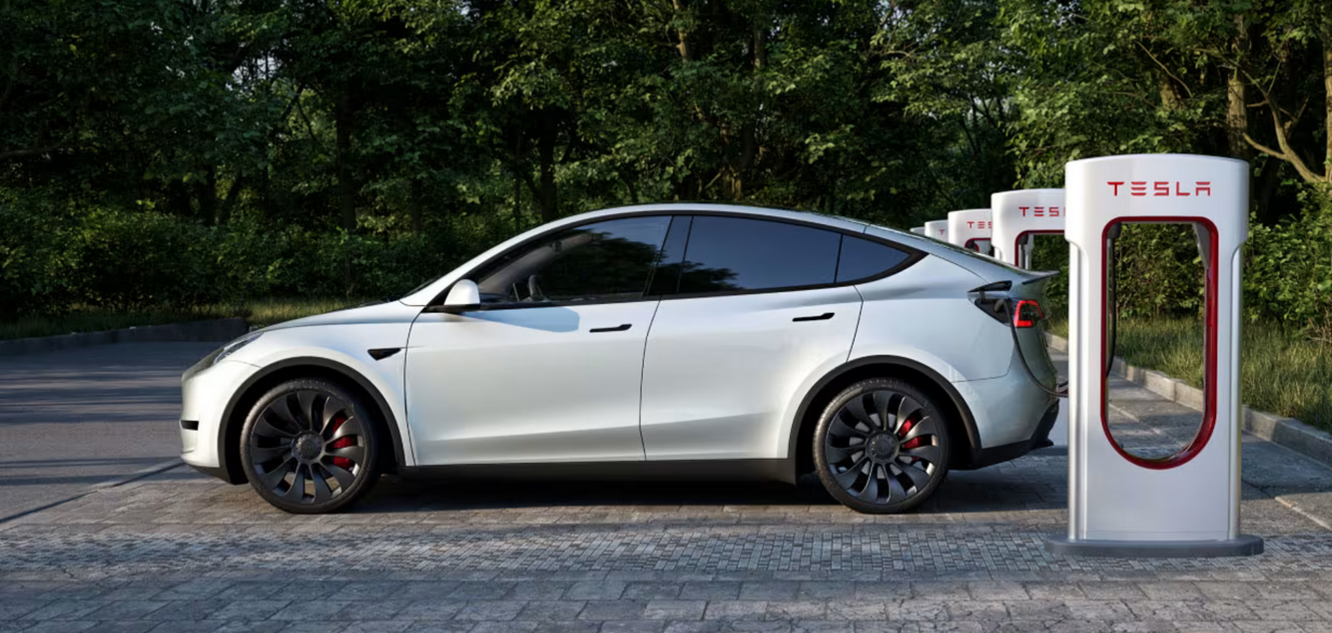 В Україну масово везуть вживані авто зі США