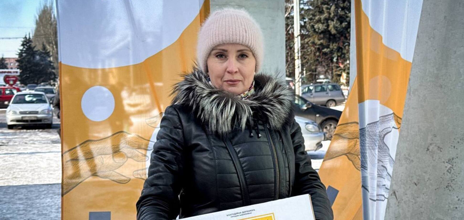 У Добропіллі постраждалі від удару РФ 7 березня отримали допомогу від Фонду Ріната Ахметова