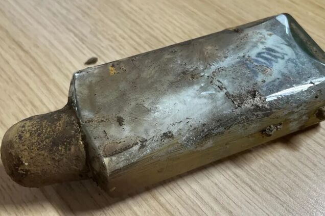 Привет из прошлого. 119-летнее послание в бутылке из Королевского театра в Англии раскрыто