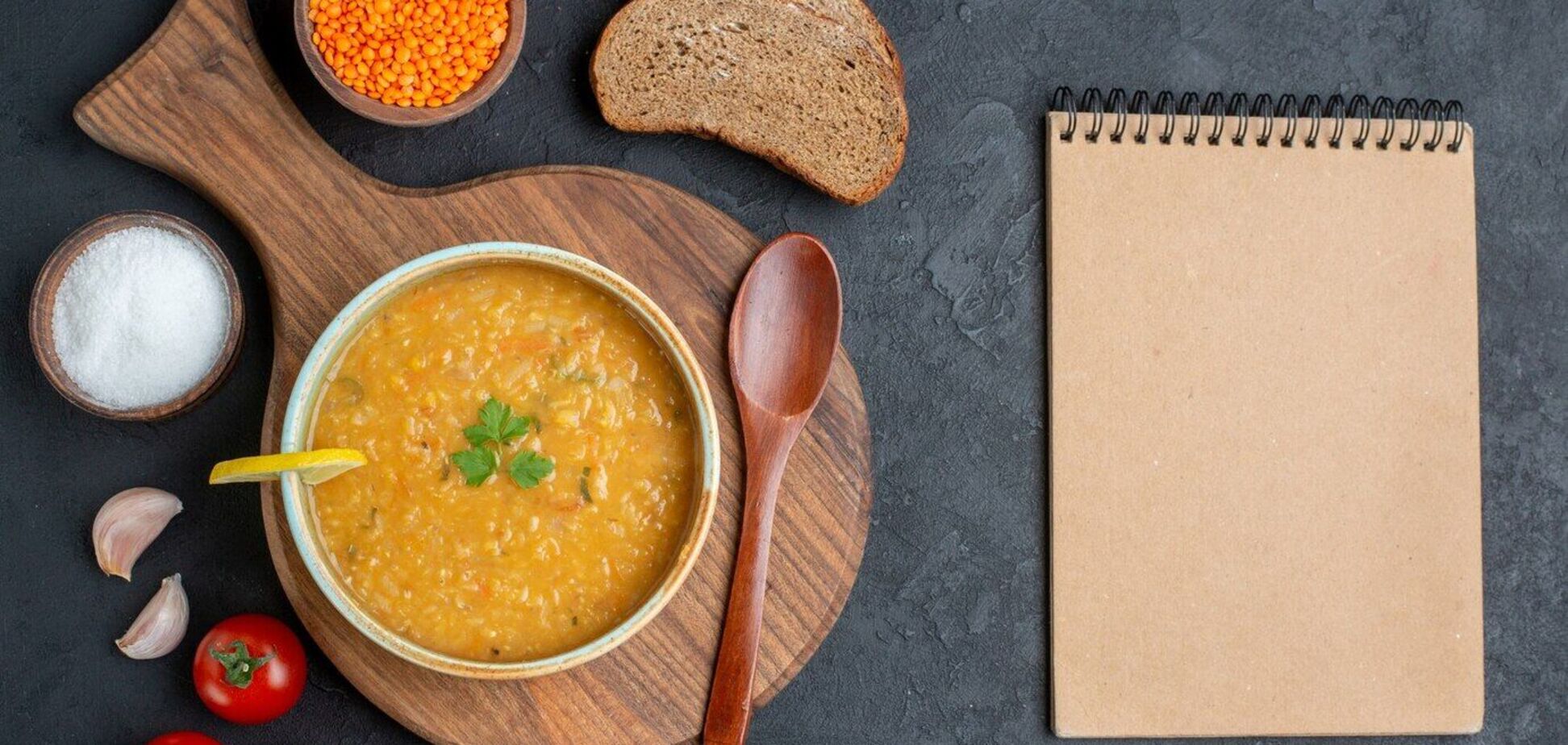 Детям точно понравится: как приготовить полезный и вкусный суп с красной чечевицей