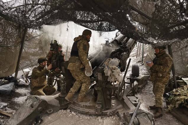 ЄС не має наміру припиняти постачання зброї Україні у разі перемир'я – DW