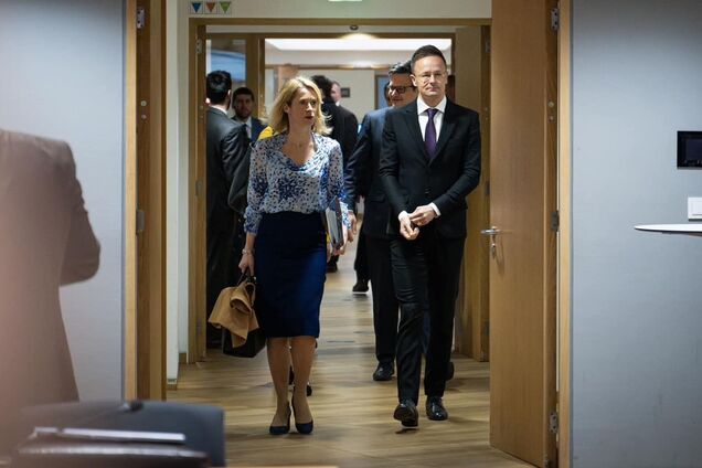 Петер Сийярто и Кая Каллас в Совете министров иностранных дел ЕС 17 марта