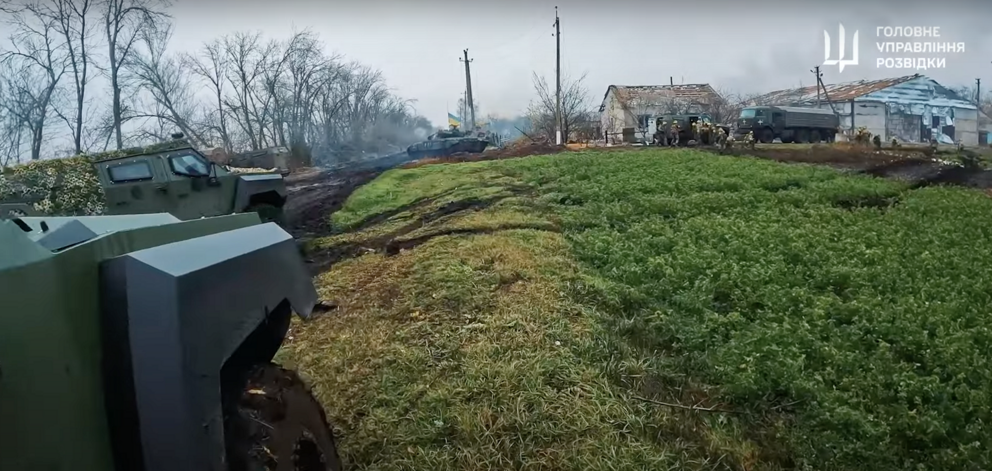 Штурмовые действия, зачистка и маневры FPV-дронов: в ГУР показали эксклюзивные кадры огневой работы на Запорожском фронте. Видео