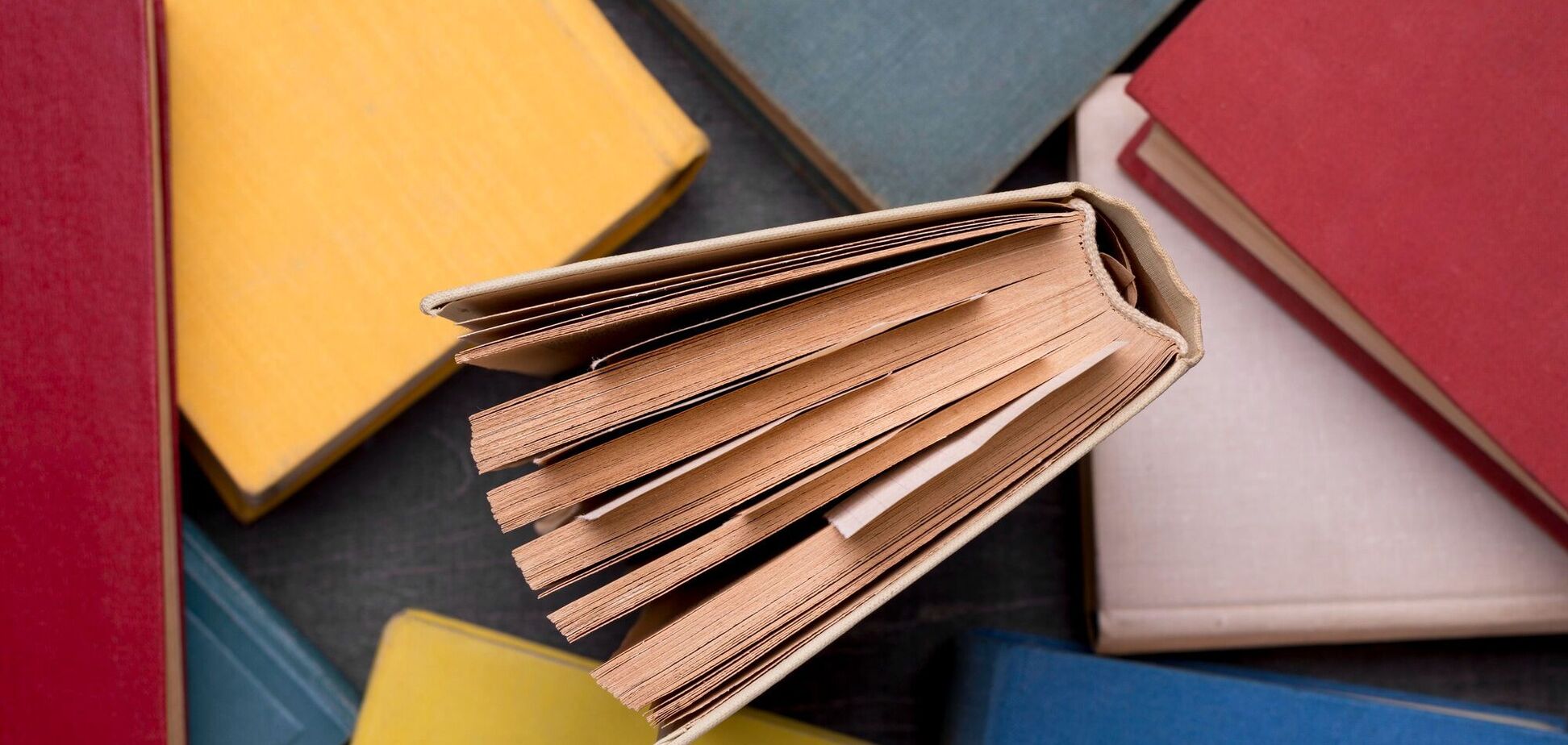 Как поставить ударение в слове 'визвольний': будете удивлены