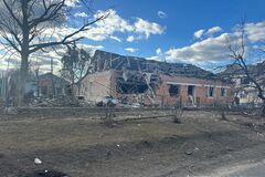 Россияне атаковали КАБами Краснополья в Сумской области: погибли двое гражданских, повреждены дома. Фото