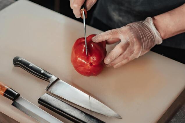 Як і чим мити кухонні дерев'яні та пластикові дошки: ділимося домашніми засобами