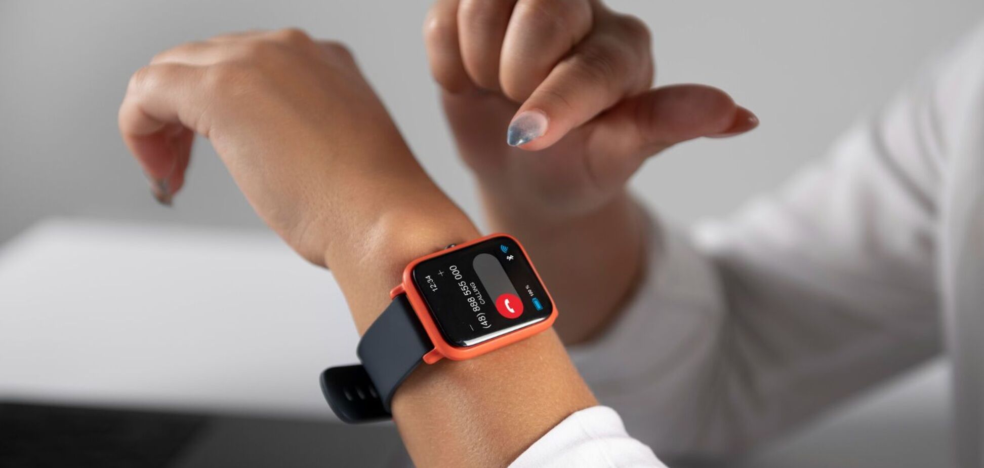 Apple може випустити складаний годинник: що відомо
