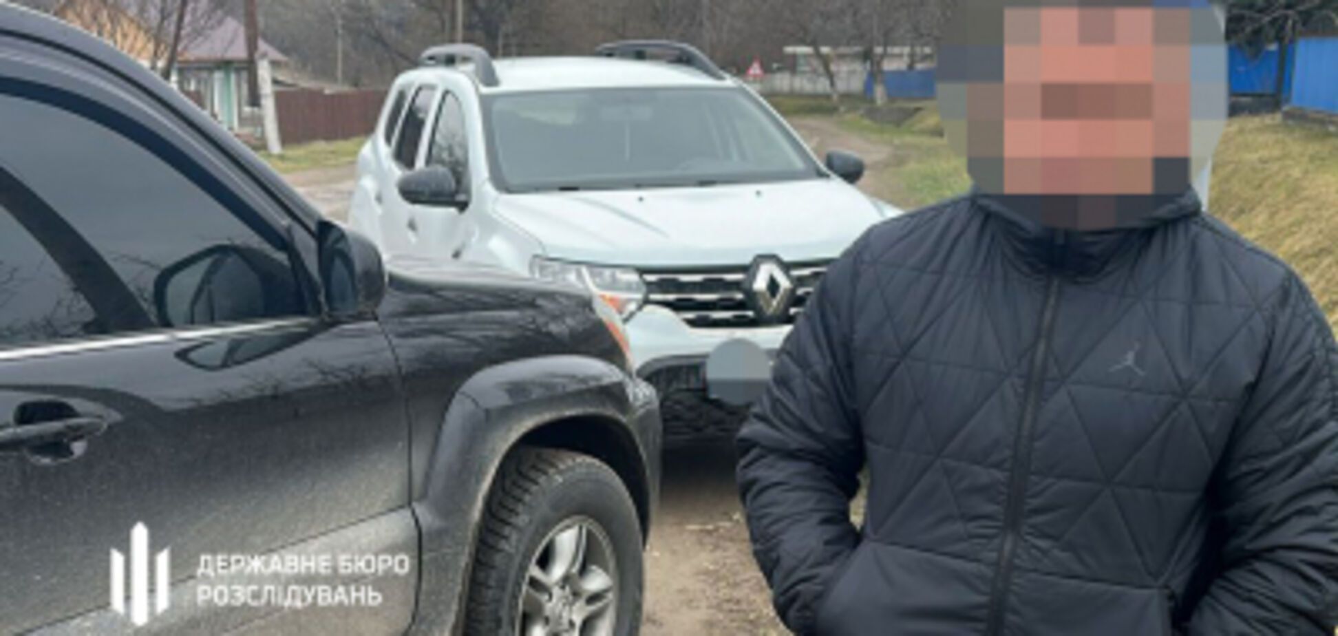 ГБР сообщило о подозрении милиционеру с Буковины, который помогал вывозить уклонистов в Молдову. Фото