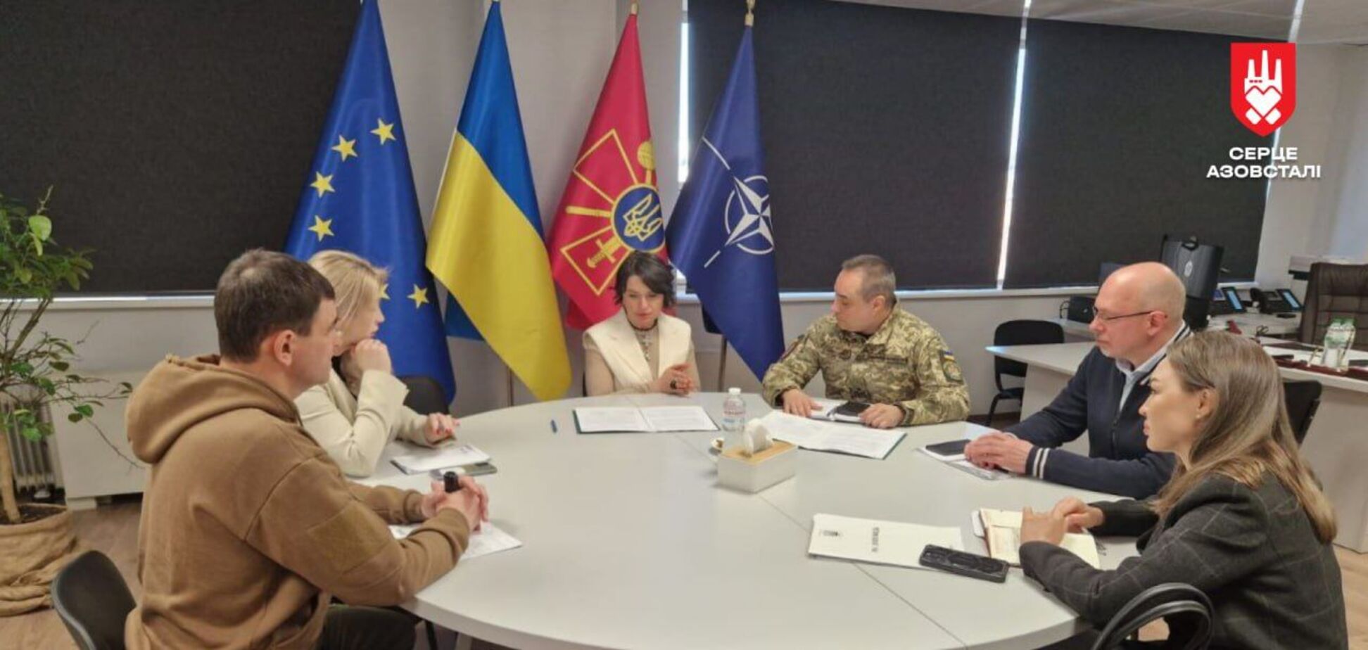 Проект 'Сердце Азовстали' подписал меморандум о сотрудничестве с Минобороны Украины