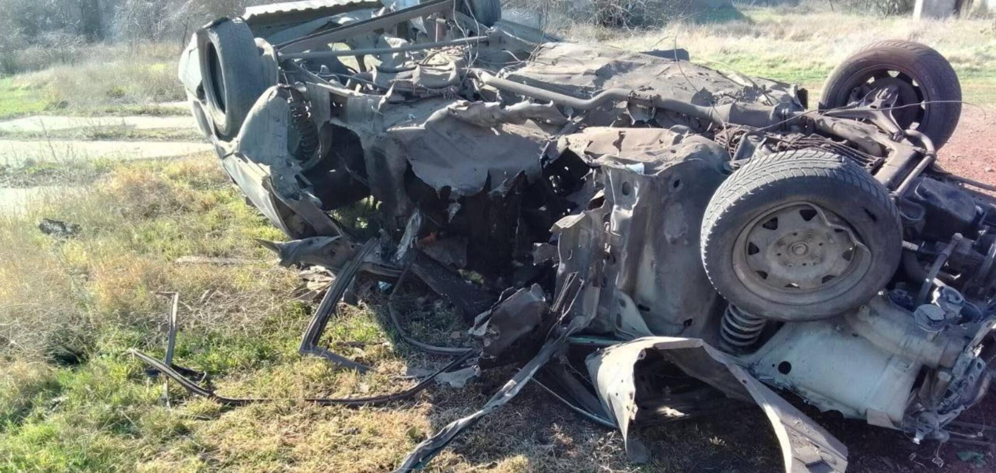 В окупованому Скадовську вибухнув автомобіль з двома російськими офіцерами: у ГУР розкрили деталі