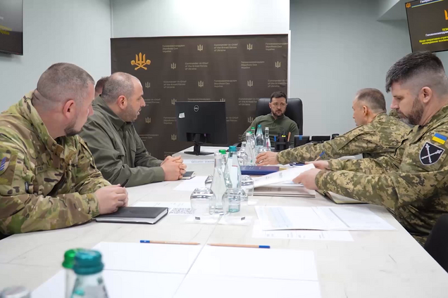 Зеленський провів засідання військового кабінету у Харкові: йшлося про зустріч у Саудівській Аравії й ситуацію на фронті. Відео