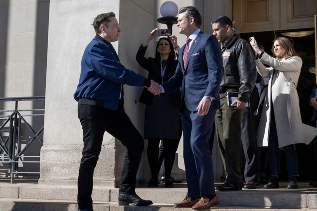 Пентагон начал расследование после визита Маска: что случилось