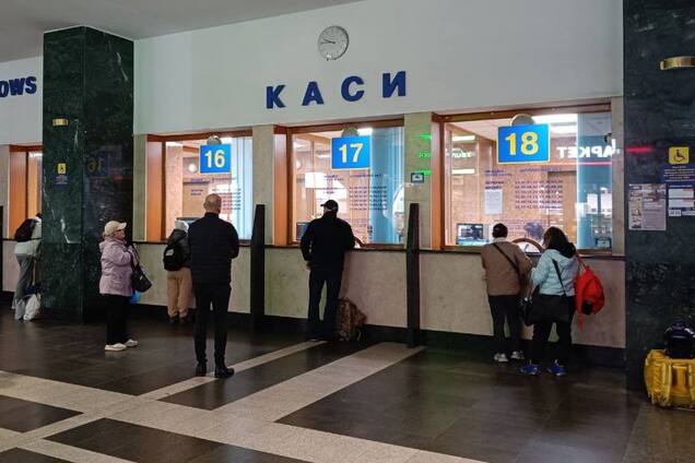 Як працюють каси 'Укрзалізниці' 24 березня
