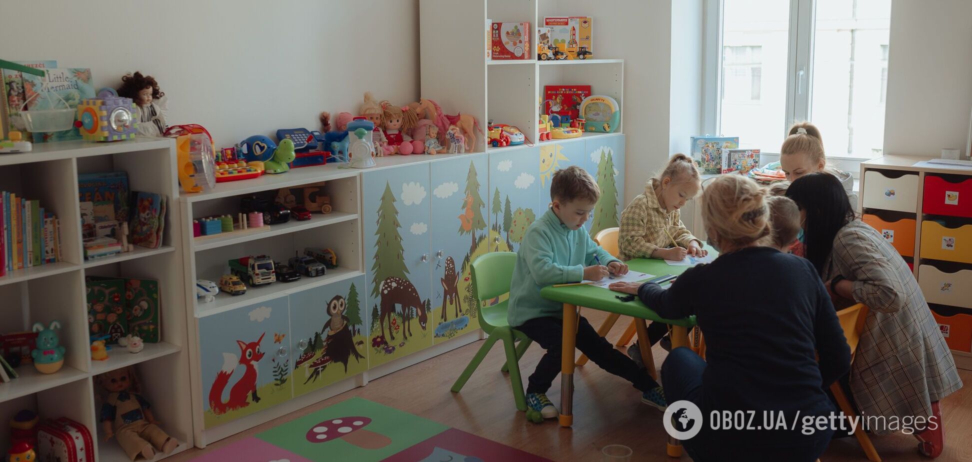 Воспитатели детсадов призвали правительство увеличить им зарплату до 15 тысяч гривен