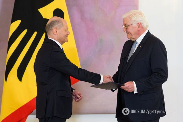 Президент Германии официально уволил правительство Шольца: кто возглавит страну до выборов