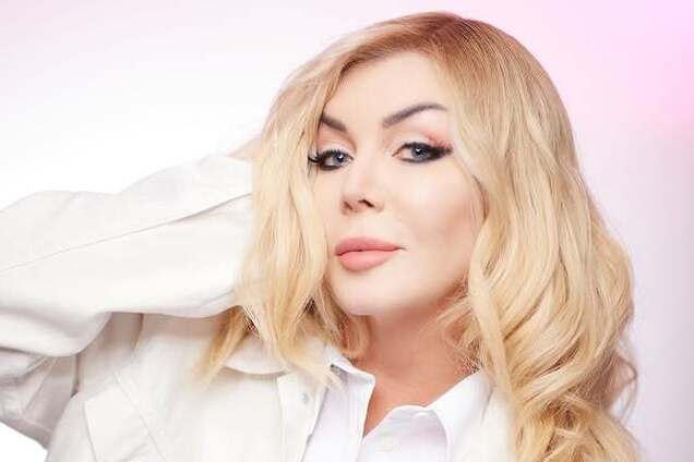 'Только не целуйте взасос!' Ирину Билык напугал мужчина, который выбежал к ней на сцену