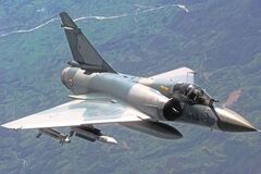 Стали частью воздушного щита Украины: Зеленский и Макрон анонсировали увеличение количества самолетов Mirage-2000