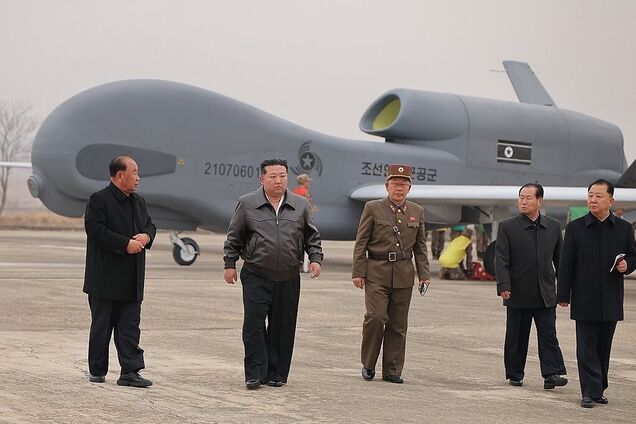 Копия Global Hawk? В КНДР представили дроны-камикадзе с технологией искусственного интеллекта и самолет раннего предупреждения. Фото