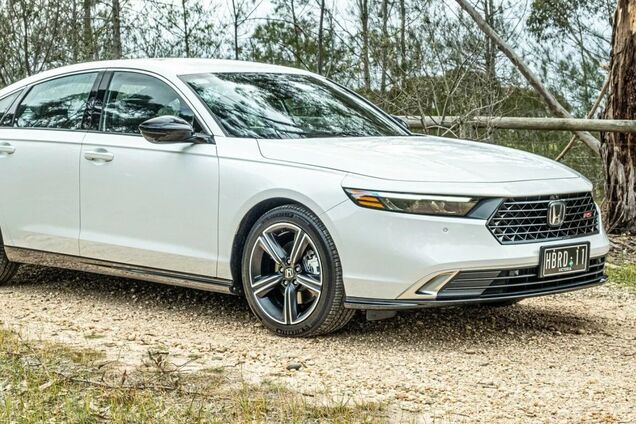 Honda Accord e:HEV RS