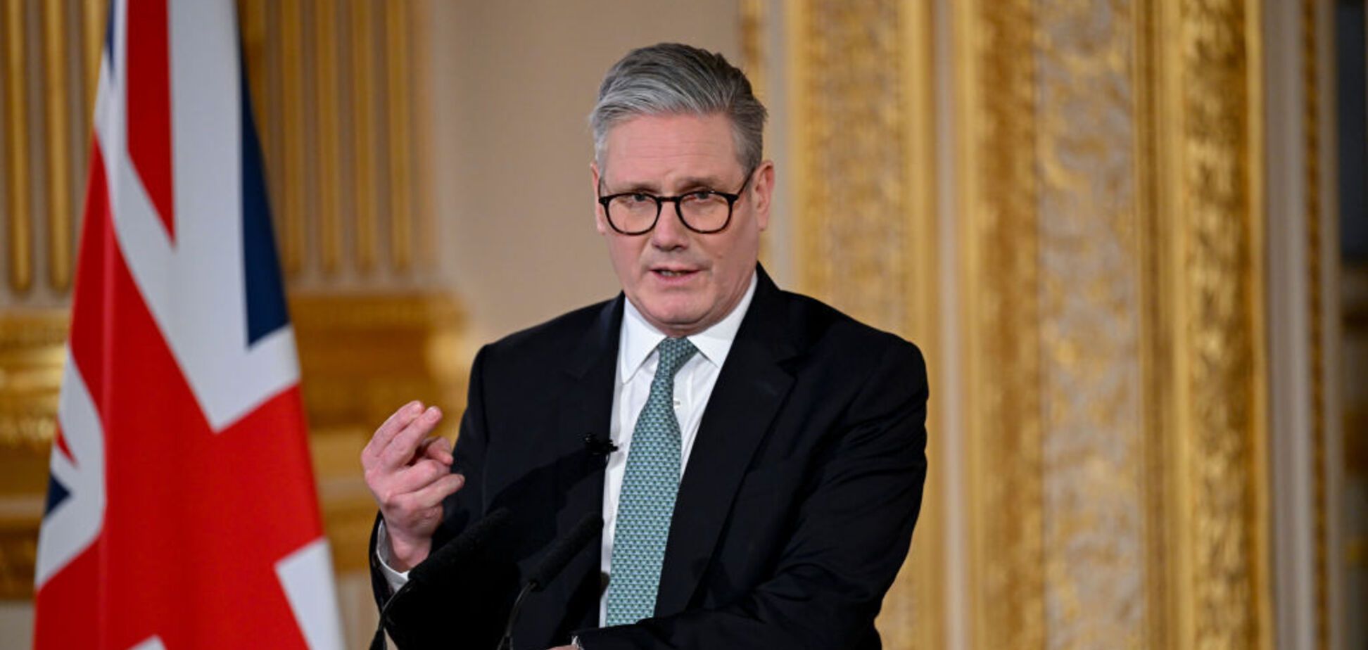 'Путін не той, хто тримає слово': Стармер закликав підтримати Зеленського, а не підлизуватись до очільника РФ