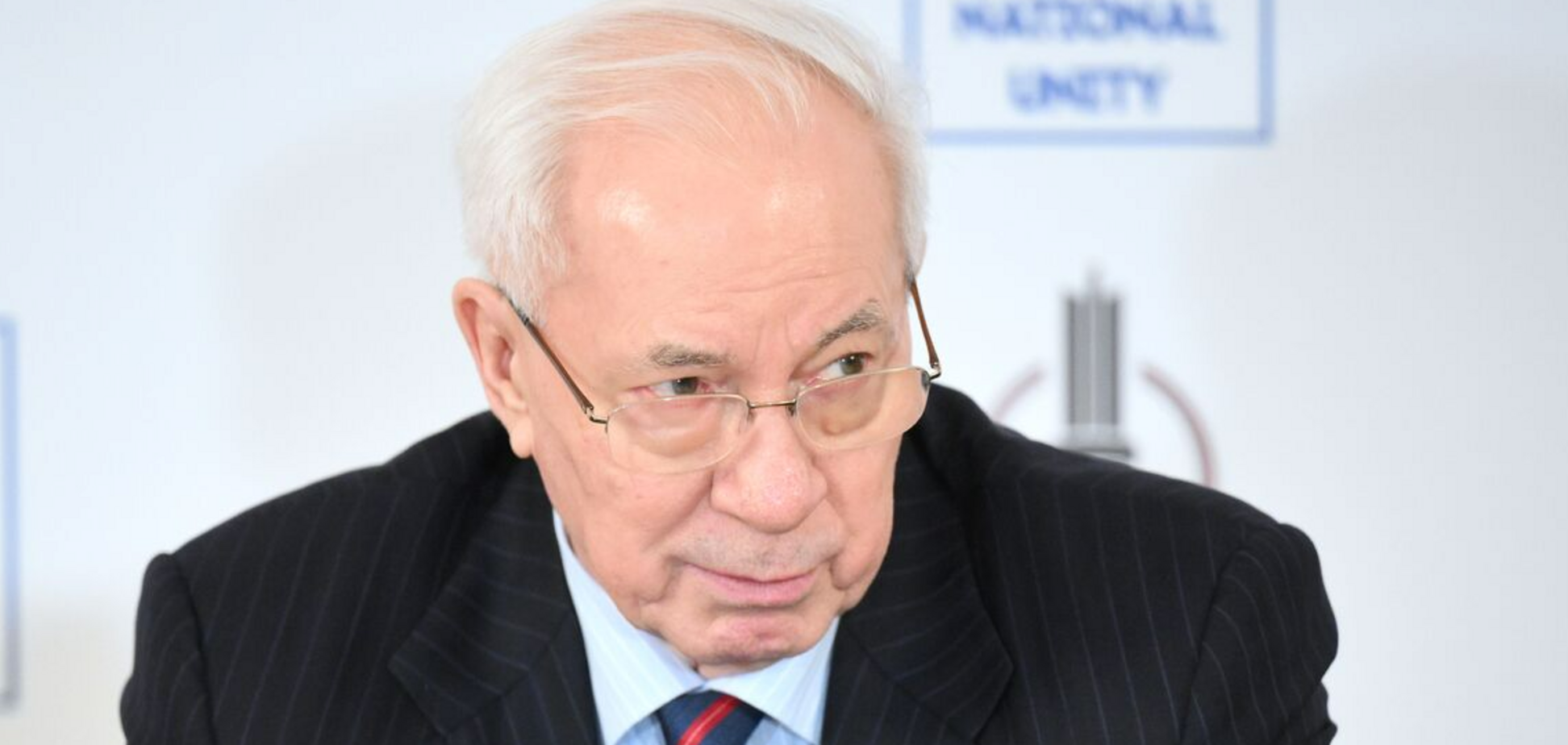 "Жестоко, на глазах у семьи": предатель Азаров выдал чушь о бандеровцах, которые убили Ярослава Гашека. Видео