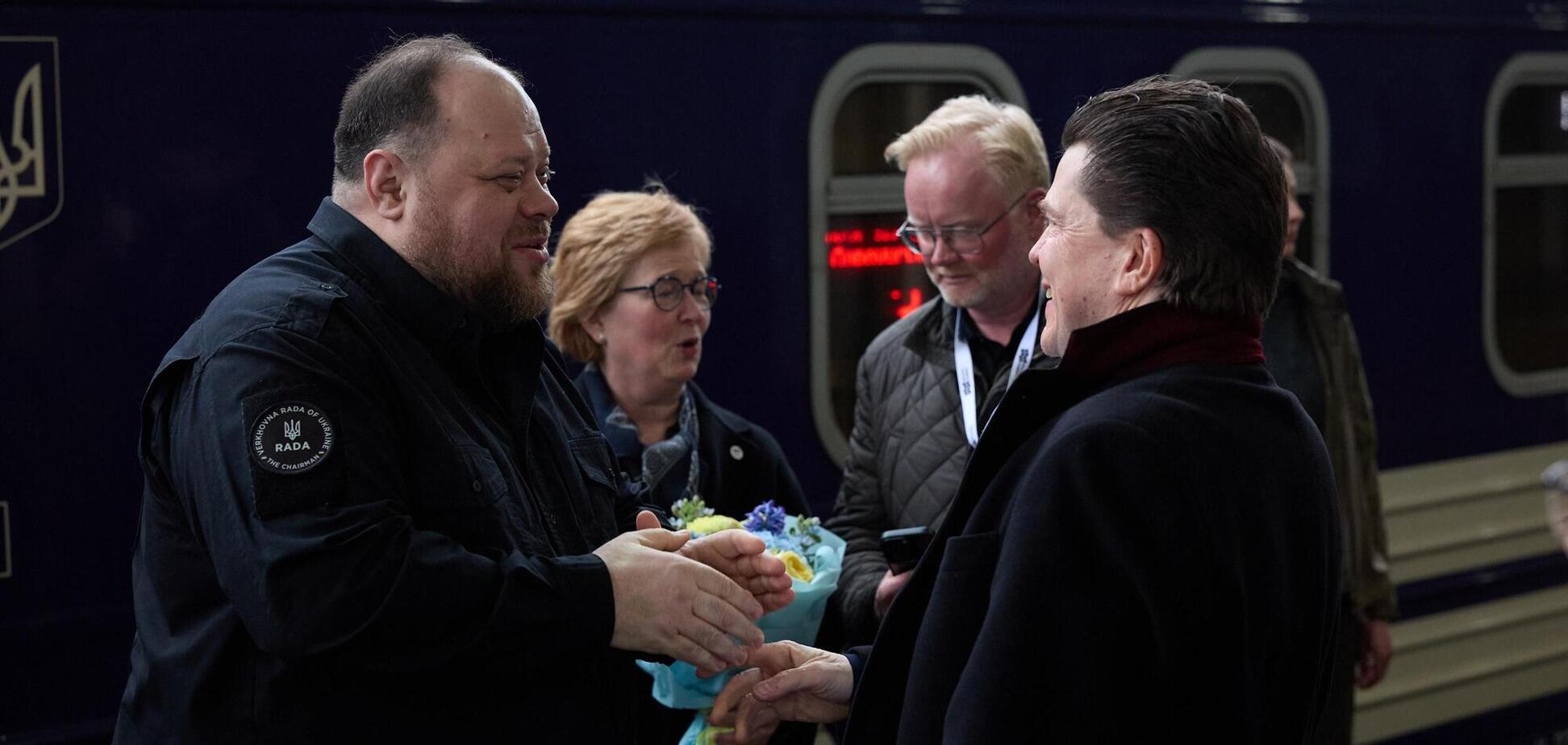 'Этот визит – сильный символ поддержки': в Киев прибыли парламентские представители со всей Европы. Видео