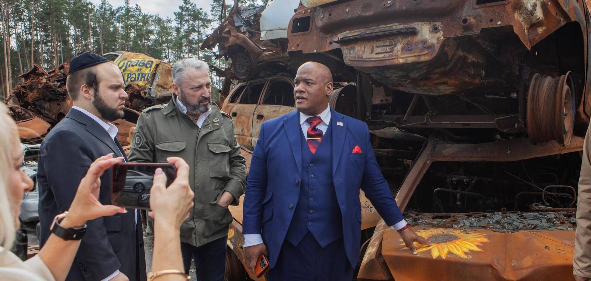 Янина Соколова: Топ пастор Трампа уверяет, что США на стороне Украины: вышло интервью с Марком Бернсом — Блоги | OBOZ.UA