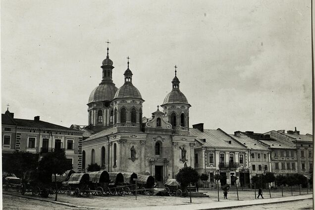 Как в старом фильме: в сети показали уникальные фото Бережан Тернопольской области